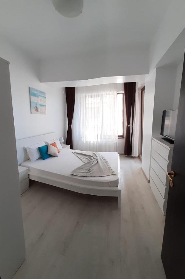 Summerland Sea Breeze Apartament Appartamento Mamaia Esterno foto